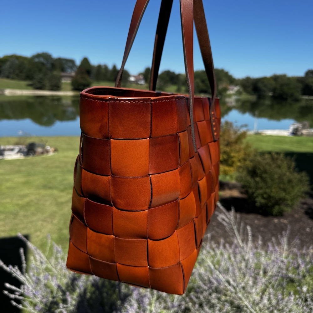 Dragon Diffusion Artisan Crafted Hand Woven Brown Leather Carryall Tote Purse - Picture 3 of 16